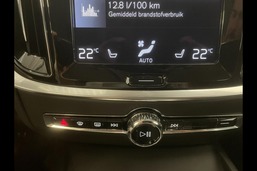 Volvo V60 2.0 B4 Momentum Climate control Cruise control adaptieve Parkeersensoren Achteruitrijd camera LED Verwarmde voorstoelen Lane assist Apple Carplay/ Android Auto