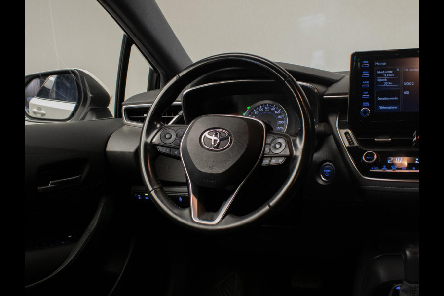 Toyota Corolla Touring Sports 1.8 Hybrid Active Sport (APPLECARPLAY,NAVI,CLIMATE,CRUISE,CAMERA,LED,KEYLESS,SPORTSTOELEN,LM VELGEN)