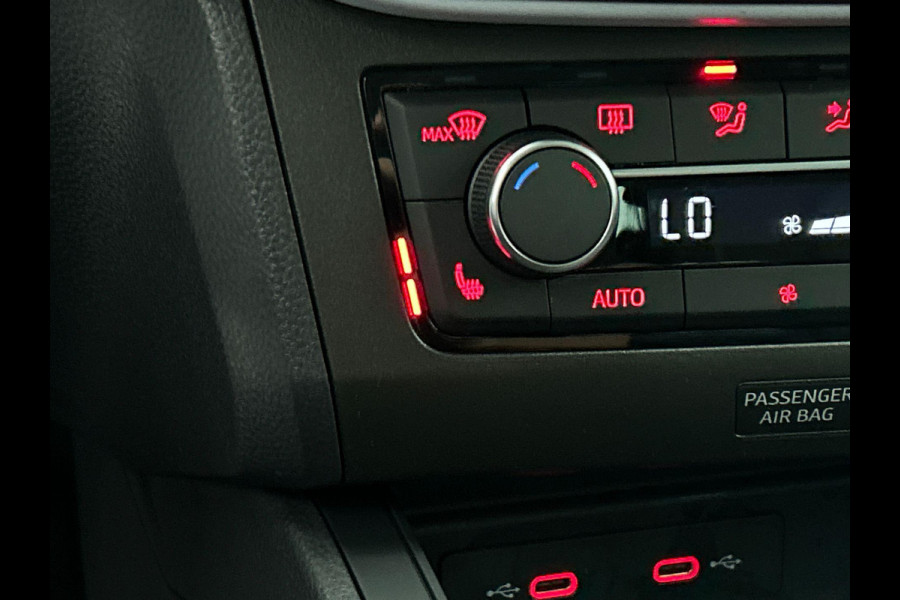 Seat Ibiza 1.0 EcoTSI Style Business Connect Airco ECC Navi Carplay Cruise Control Full LED Stoelverwarming