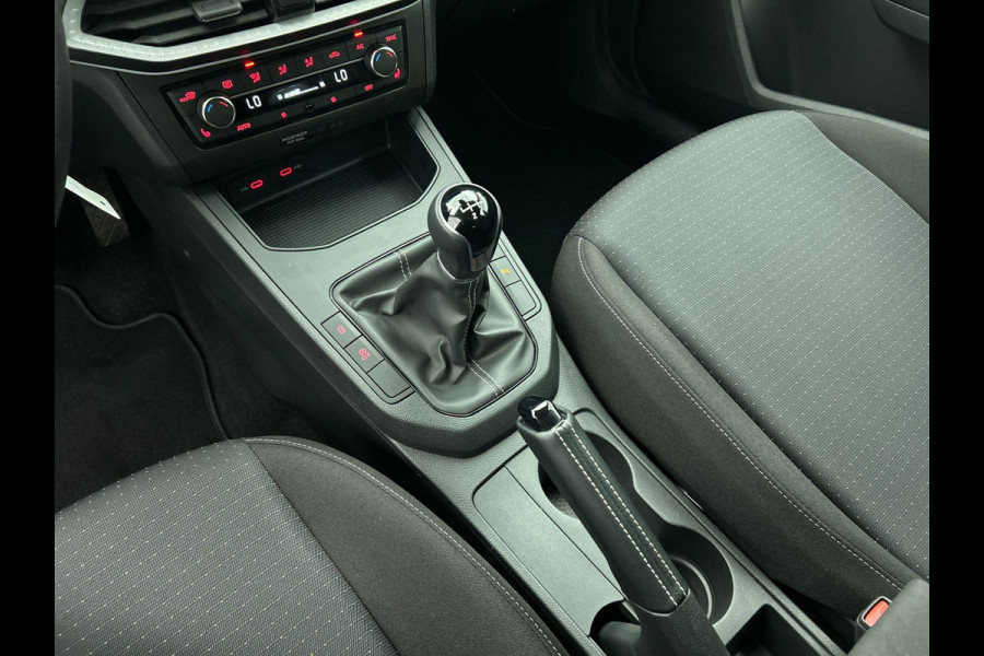 Seat Ibiza 1.0 EcoTSI Style Business Connect Airco ECC Navi Carplay Cruise Control Full LED Stoelverwarming