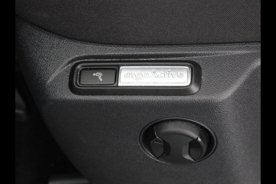 Volkswagen Tiguan 1.5 TSI Comfortline Team DSG Navigatie Camera Lane Assist Virtual Cockpit Winterpakket Adaptive Cruise control LMV Velgen
