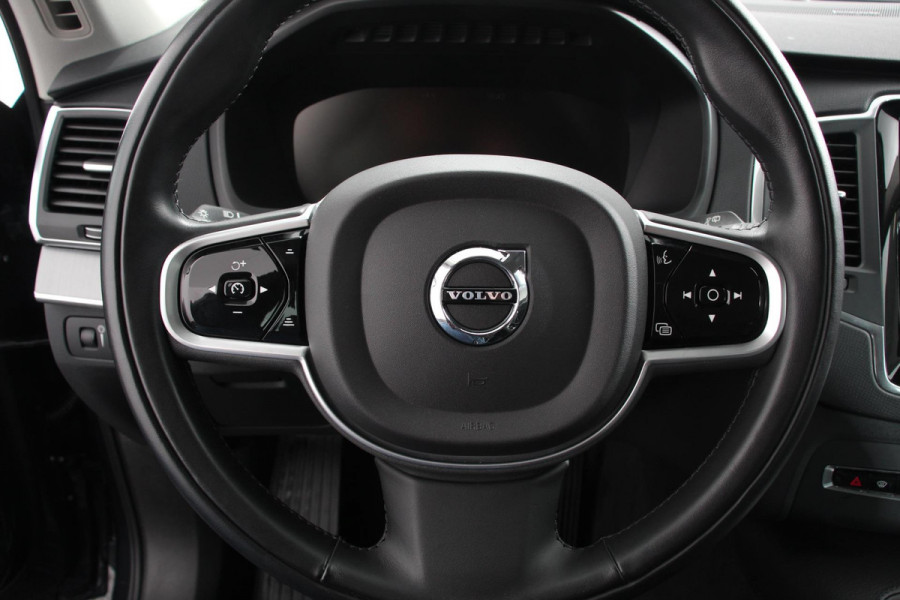 Volvo XC90 2.0 T8 Recharge AWD Inscription Expression | Navigatie | Apple Carplay/Android Auto | Parkeersensoren  | Stoel- en stuurverwarming | Adaptive Cruise Control | Virtual Cockpit | Elektrisch inklapbare trekhaak | Elektrisch verstelbare bestuurderstoel met geheugen | Inductieladen voor smartphone