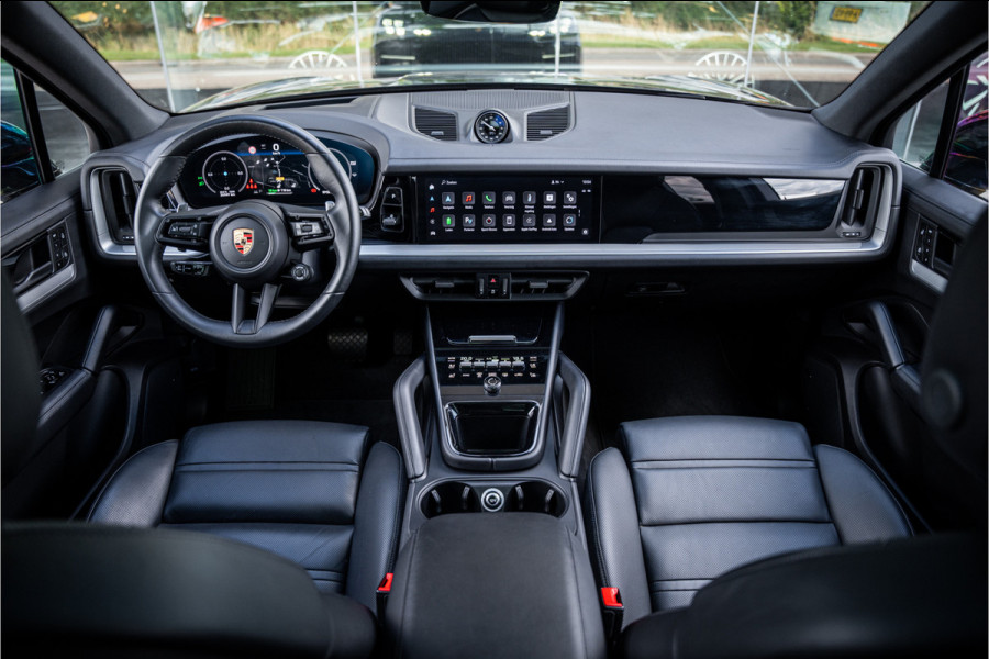 Porsche Cayenne 3.0 E-Hybrid ** Panodak ** 14-weg ** Sport Chrono ** Trekhaak 4-wiel sturing ** Sport Design ** Matrix-LED ** NP 152K Massage ** Nachtzicht