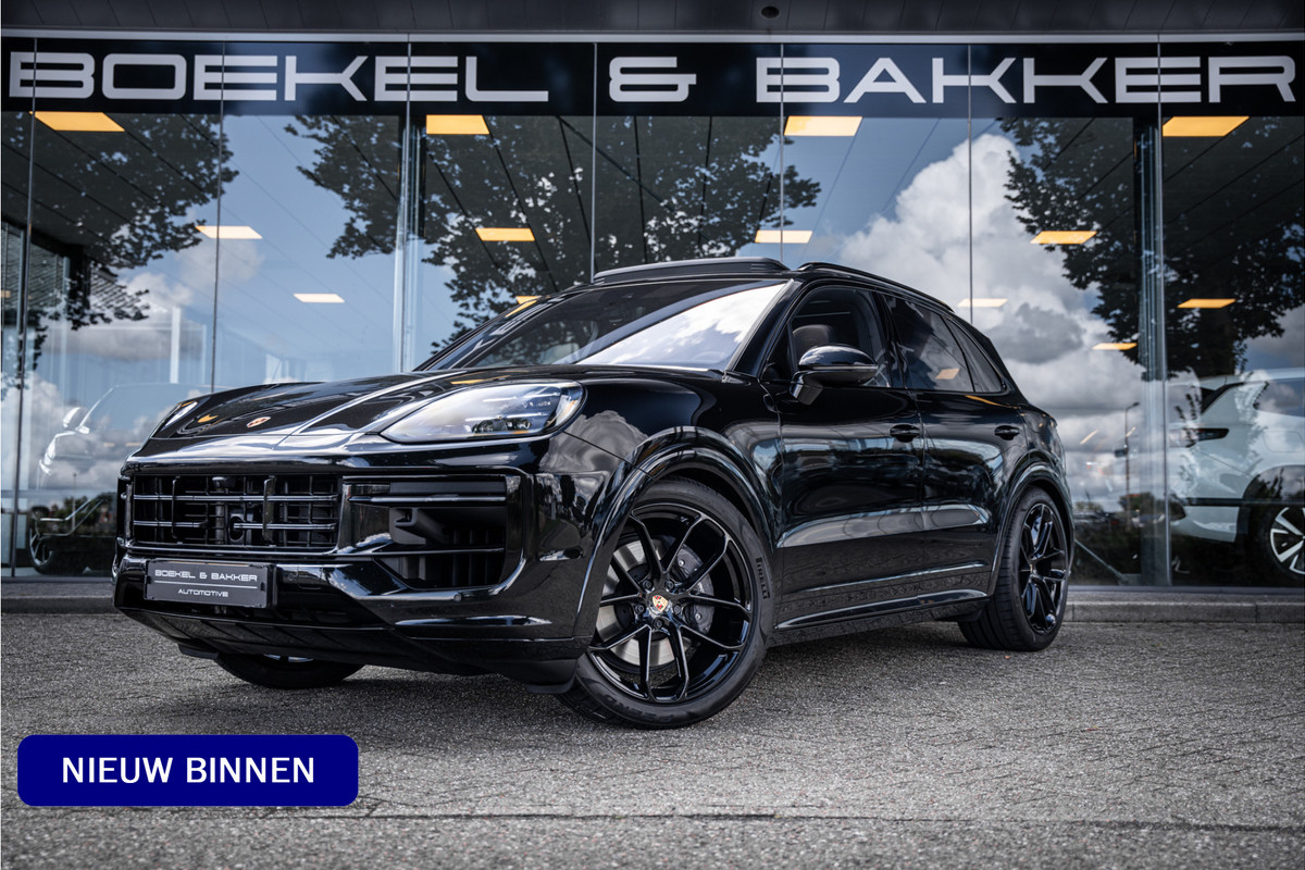 Porsche Cayenne 3.0 E-Hybrid ** Panodak ** 14-weg ** Sport Chrono ** Trekhaak 4-wiel sturing ** Sport Design ** Matrix-LED ** NP 152K Massage ** Nachtzicht