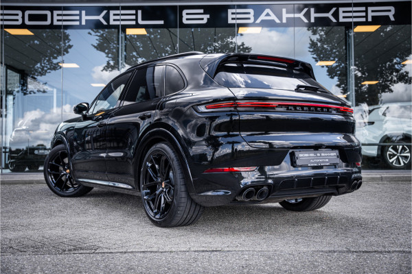 Porsche Cayenne 3.0 E-Hybrid ** Panodak ** 14-weg ** Sport Chrono ** Trekhaak 4-wiel sturing ** Sport Design ** Matrix-LED ** NP 152K Massage ** Nachtzicht