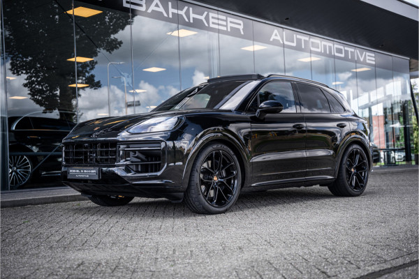 Porsche Cayenne 3.0 E-Hybrid ** Panodak ** 14-weg ** Sport Chrono ** Trekhaak 4-wiel sturing ** Sport Design ** Matrix-LED ** NP 152K Massage ** Nachtzicht