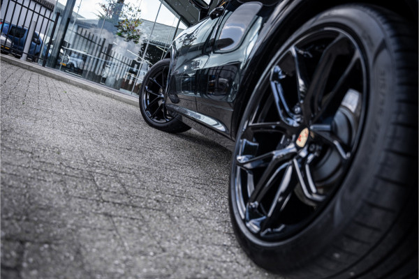 Porsche Cayenne 3.0 E-Hybrid ** Panodak ** 14-weg ** Sport Chrono ** Trekhaak 4-wiel sturing ** Sport Design ** Matrix-LED ** NP 152K Massage ** Nachtzicht