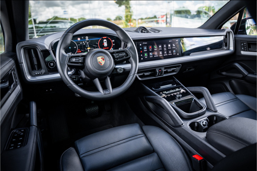 Porsche Cayenne 3.0 E-Hybrid ** Panodak ** 14-weg ** Sport Chrono ** Trekhaak 4-wiel sturing ** Sport Design ** Matrix-LED ** NP 152K Massage ** Nachtzicht