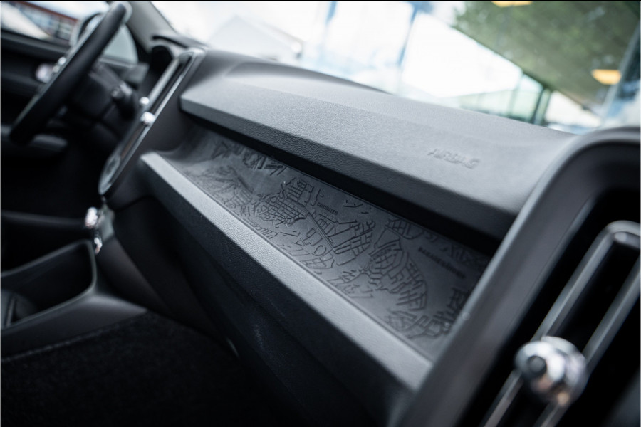 Volvo XC40 1.5 T2 Business Pro ** Camera ** Leder ** Trekhaak 1.600kg trekgewicht!