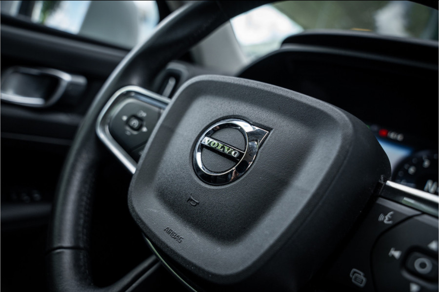 Volvo XC40 1.5 T2 Business Pro ** Camera ** Leder ** Trekhaak 1.600kg trekgewicht!