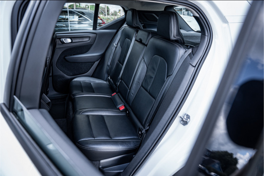 Volvo XC40 1.5 T2 Business Pro ** Camera ** Leder ** Trekhaak 1.600kg trekgewicht!