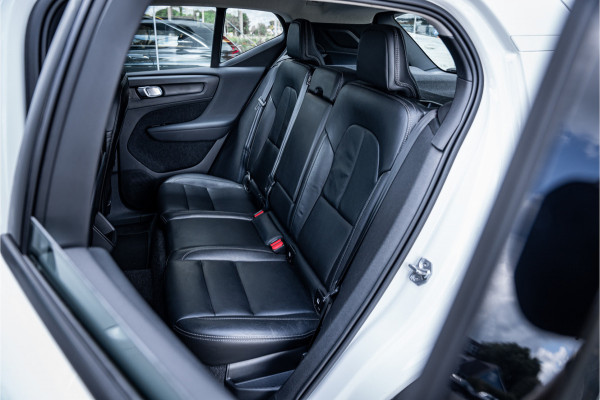 Volvo XC40 1.5 T2 Business Pro ** Camera ** Leder ** Trekhaak 1.600kg trekgewicht!