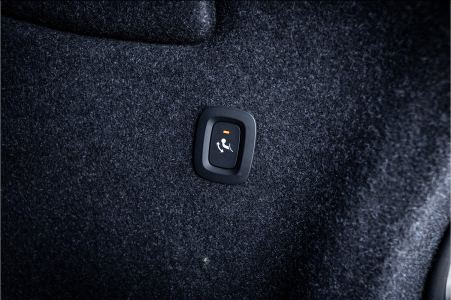 Volvo XC40 1.5 T2 Business Pro ** Camera ** Leder ** Trekhaak 1.600kg trekgewicht!