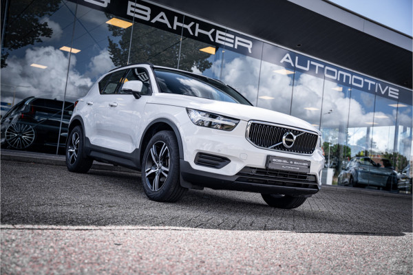 Volvo XC40 1.5 T2 Business Pro ** Camera ** Leder ** Trekhaak 1.600kg trekgewicht!