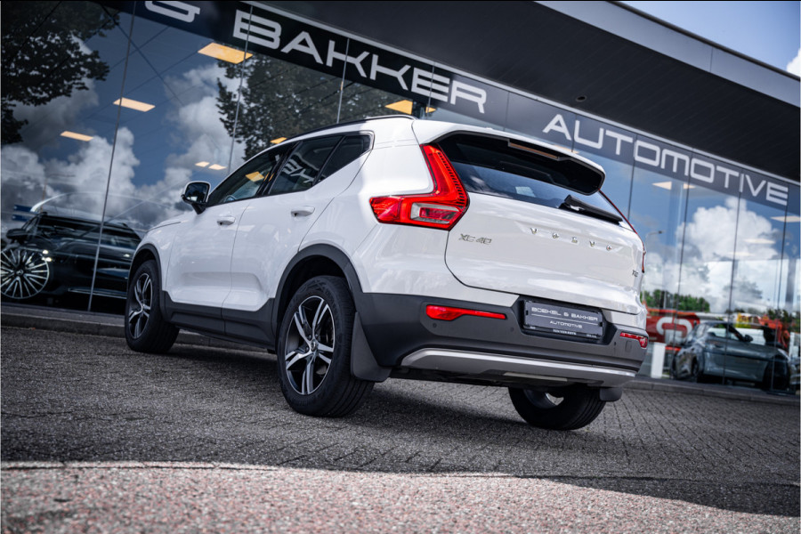 Volvo XC40 1.5 T2 Business Pro ** Camera ** Leder ** Trekhaak 1.600kg trekgewicht!