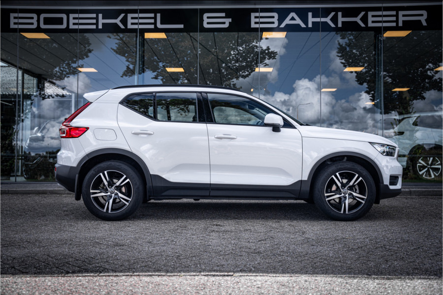 Volvo XC40 1.5 T2 Business Pro ** Camera ** Leder ** Trekhaak 1.600kg trekgewicht!