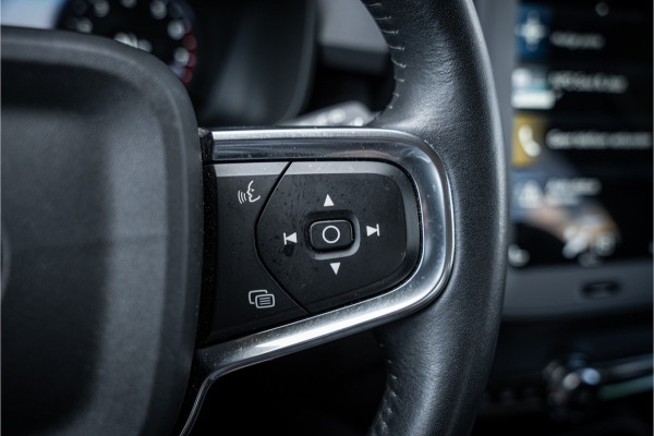 Volvo XC40 1.5 T2 Business Pro ** Camera ** Leder ** Trekhaak 1.600kg trekgewicht!