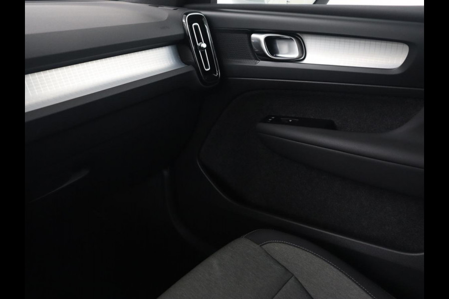 Volvo XC40 1.5 T4 Recharge Inscription | Automaat | PHEV | Climate crontrole | Stoelverwarming | Stuurverwarming | LED | Carplay | DAB | Navigatie | Cruise controle