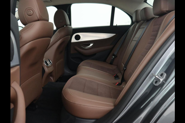 Mercedes-Benz E-Klasse 300 e 4MATIC Avantgarde | Adaptive Cruise | 360 Camera | Stoelverwarming | Carplay | Navigatie | Virtual Cockpit | Sfeerverlichting