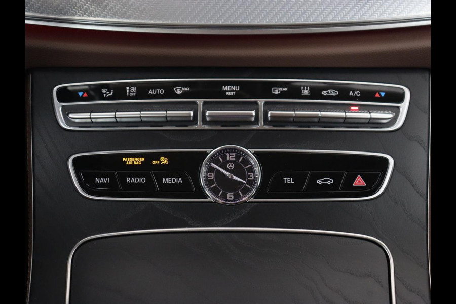 Mercedes-Benz E-Klasse 300 e 4MATIC Avantgarde | Adaptive Cruise | 360 Camera | Stoelverwarming | Carplay | Navigatie | Virtual Cockpit | Sfeerverlichting