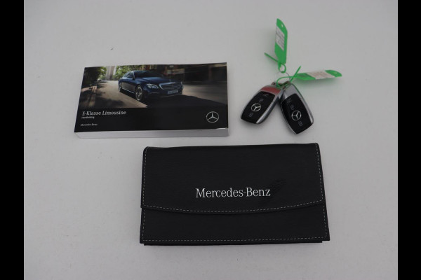 Mercedes-Benz E-Klasse 300 e 4MATIC Avantgarde | Adaptive Cruise | 360 Camera | Stoelverwarming | Carplay | Navigatie | Virtual Cockpit | Sfeerverlichting