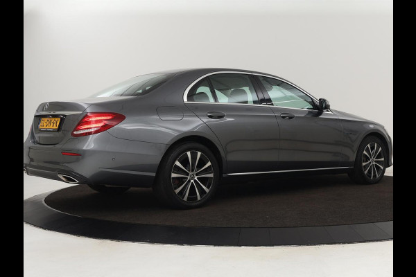 Mercedes-Benz E-Klasse 300 e 4MATIC Avantgarde | Adaptive Cruise | 360 Camera | Stoelverwarming | Carplay | Navigatie | Virtual Cockpit | Sfeerverlichting