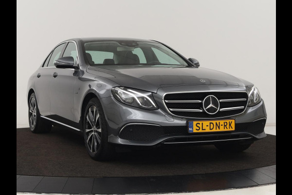 Mercedes-Benz E-Klasse 300 e 4MATIC Avantgarde | Adaptive Cruise | 360 Camera | Stoelverwarming | Carplay | Navigatie | Virtual Cockpit | Sfeerverlichting