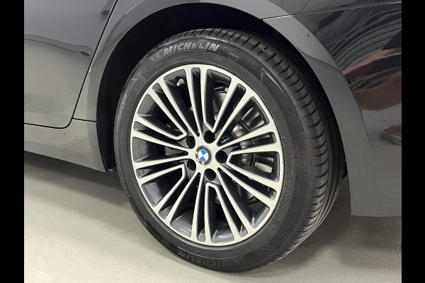 BMW 5 Serie 520D EXECUTIVE Sportline*DAKJE*CRUISE*CAM*CARPLAY