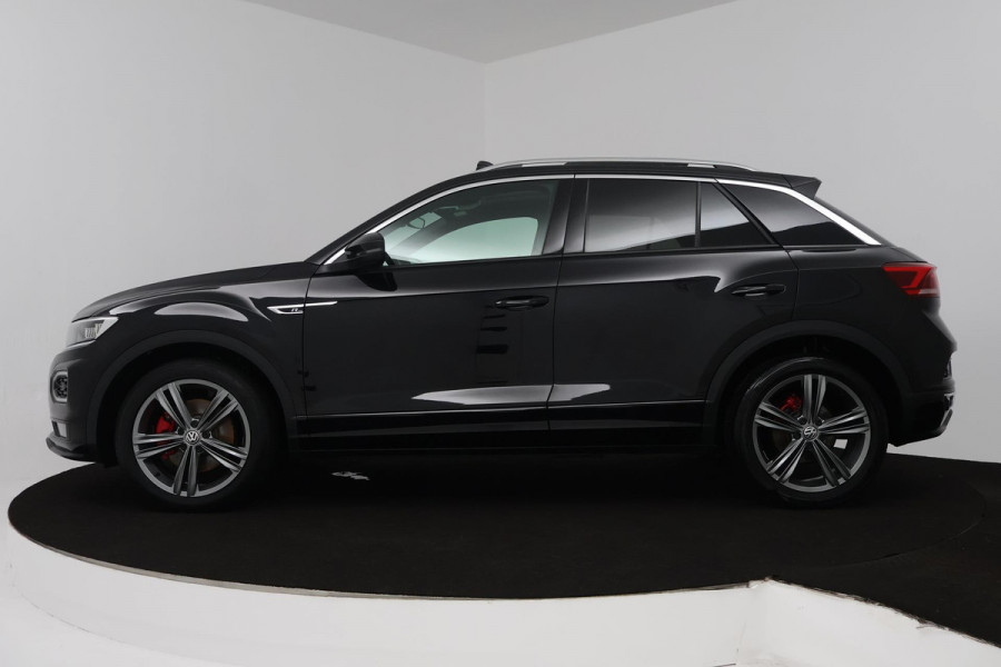 Volkswagen T-Roc 1.5 TSI Sport Business R (PANORAMADAK, DIGITALE COCKPIT, NAVIGATIE, CRUISE ADAPTIEF, NL-AUTO, GOED ONDERHOUDEN)