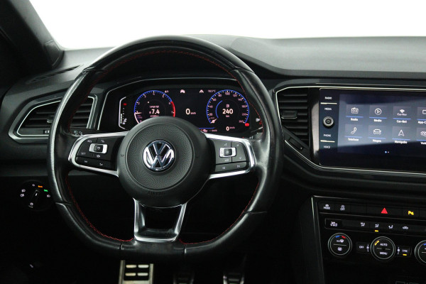Volkswagen T-Roc 1.5 TSI Sport Business R (PANORAMADAK, DIGITALE COCKPIT, NAVIGATIE, CRUISE ADAPTIEF, NL-AUTO, GOED ONDERHOUDEN)