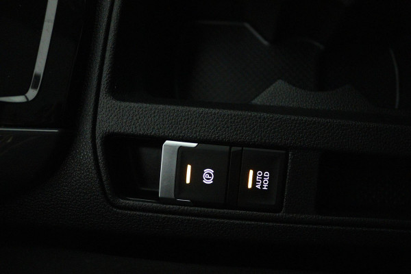 Volkswagen T-Roc 1.5 TSI Sport Business R (PANORAMADAK, DIGITALE COCKPIT, NAVIGATIE, CRUISE ADAPTIEF, NL-AUTO, GOED ONDERHOUDEN)