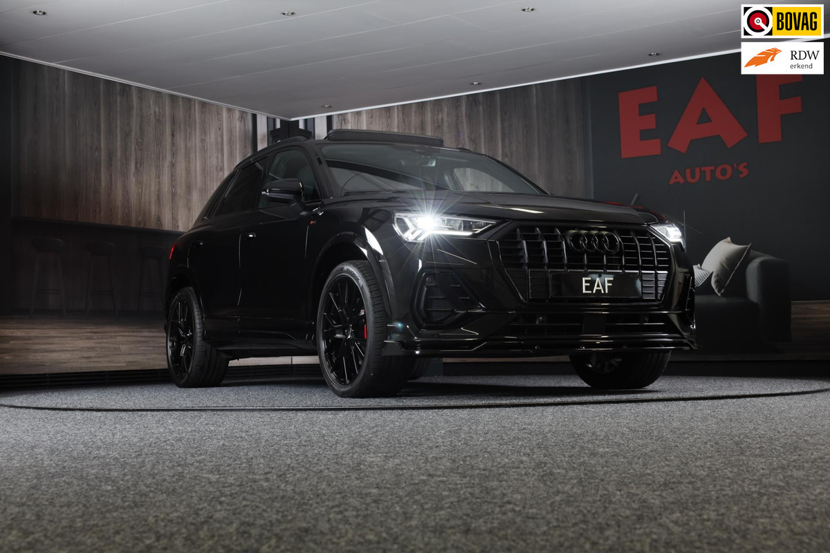 Audi Q3 45 TFSI e S Line Competition / SONOS / Camera / Lane Assist / Open Panoramadak / Virtual Cockpit / Led / Pdc / 20 Inch Audi Q3 45 TFSI e S Line Competition / SONOS / Camera / Lane Assist / Open Panoramadak / Virtual Cockpit / Led / Pdc / 20 Inch