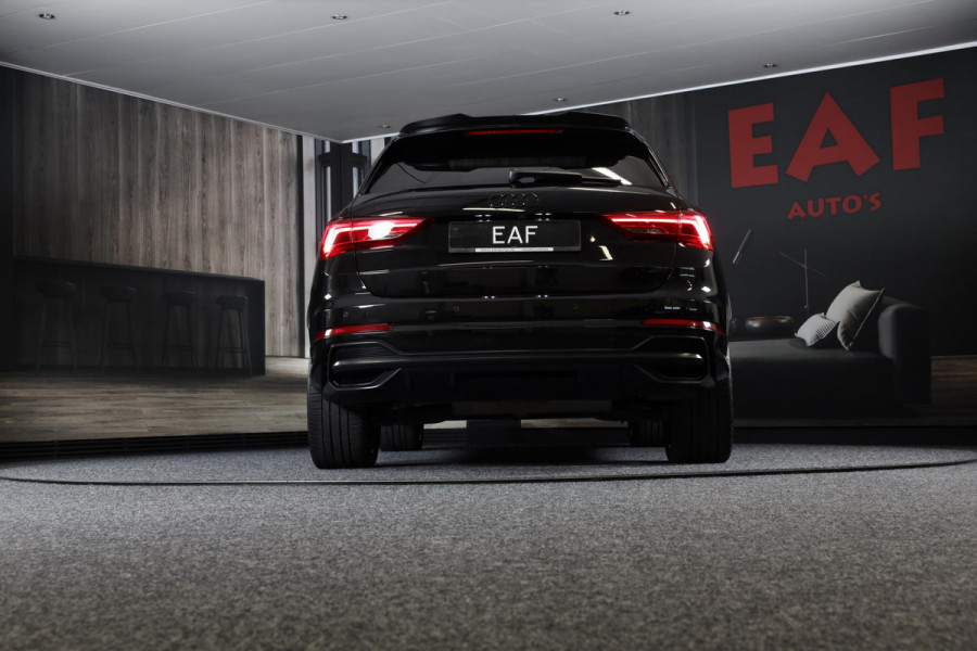 Audi Q3 45 TFSI e S Line Competition / SONOS / Camera / Lane Assist / Open Panoramadak / Virtual Cockpit / Led / Pdc / 20 Inch Audi Q3 45 TFSI e S Line Competition / SONOS / Camera / Lane Assist / Open Panoramadak / Virtual Cockpit / Led / Pdc / 20 Inch