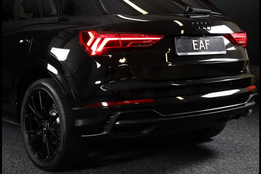 Audi Q3 45 TFSI e S Line Competition / SONOS / Camera / Lane Assist / Open Panoramadak / Virtual Cockpit / Led / Pdc / 20 Inch Audi Q3 45 TFSI e S Line Competition / SONOS / Camera / Lane Assist / Open Panoramadak / Virtual Cockpit / Led / Pdc / 20 Inch