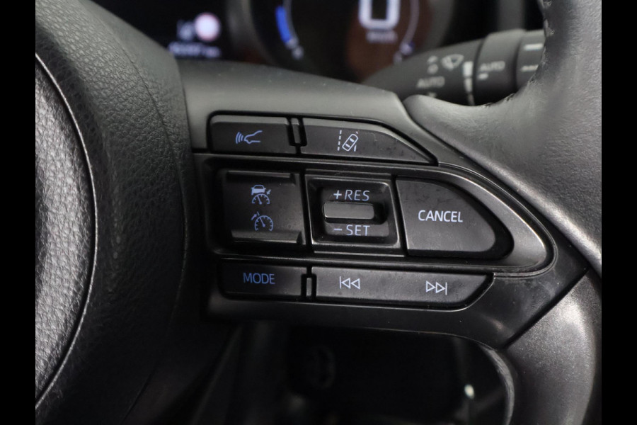 Toyota Yaris 1.5 Hybrid Dynamic | Apple Carplay & AndroidAUTO | Camera | Adapt.Cruise Control |