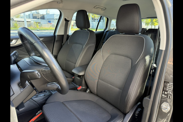 Ford FOCUS Wagon BWJ 11-2019 | 1.5TDCI 120PK Titanium Bus. | CLIMA | NAVI | CARPLAY | PDC 2X | CRUISE | DAB | LICHTMETAAL |