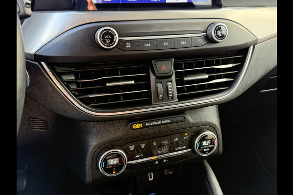 Ford FOCUS Wagon BWJ 11-2019 | 1.5TDCI 120PK Titanium Bus. | CLIMA | NAVI | CARPLAY | PDC 2X | CRUISE | DAB | LICHTMETAAL |