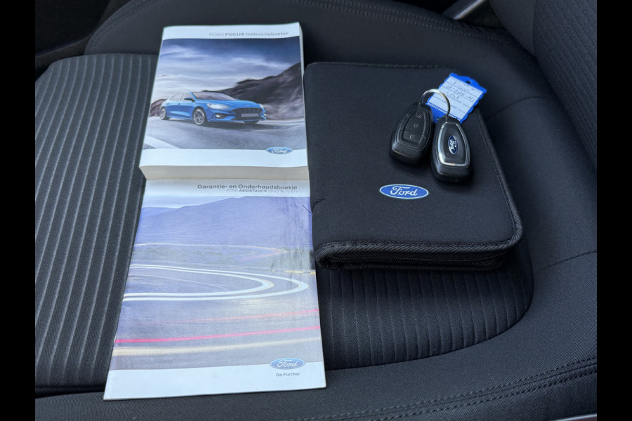 Ford FOCUS Wagon BWJ 11-2019 | 1.5TDCI 120PK Titanium Bus. | CLIMA | NAVI | CARPLAY | PDC 2X | CRUISE | DAB | LICHTMETAAL |