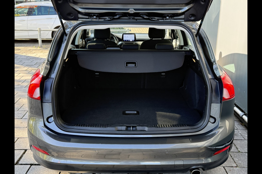 Ford FOCUS Wagon BWJ 11-2019 | 1.5TDCI 120PK Titanium Bus. | CLIMA | NAVI | CARPLAY | PDC 2X | CRUISE | DAB | LICHTMETAAL |