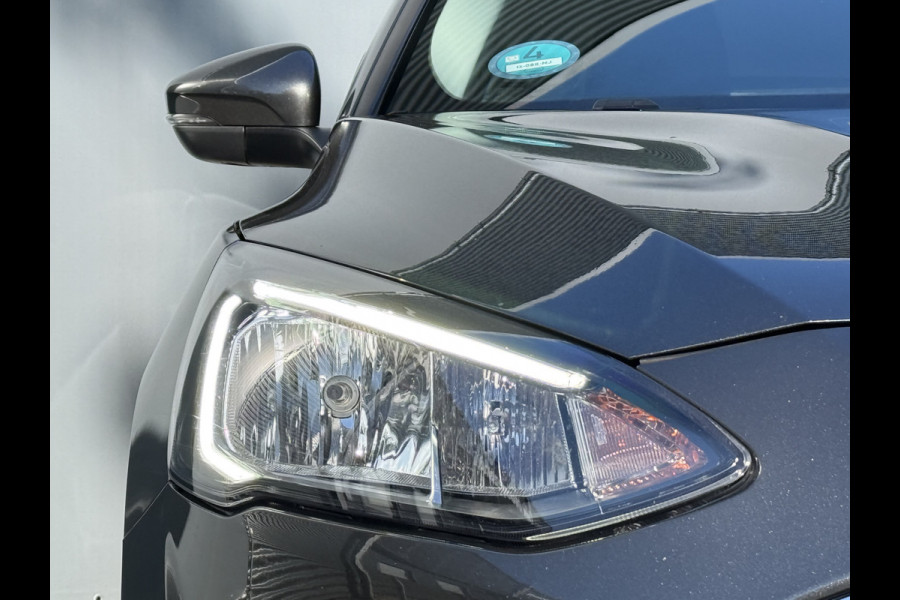 Ford FOCUS Wagon BWJ 11-2019 | 1.5TDCI 120PK Titanium Bus. | CLIMA | NAVI | CARPLAY | PDC 2X | CRUISE | DAB | LICHTMETAAL |