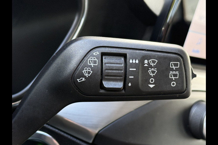 Ford FOCUS Wagon BWJ 11-2019 | 1.5TDCI 120PK Titanium Bus. | CLIMA | NAVI | CARPLAY | PDC 2X | CRUISE | DAB | LICHTMETAAL |