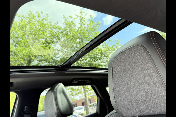 Peugeot 3008 BWJ 2018 1.2PT 131PK GT Line | TREKHAAK | CLIMA | PANO | NAVI | CARPLAY | HALF LEER |