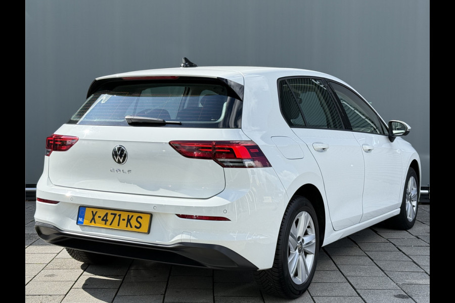 Volkswagen Golf BWJ 2023 | 1.5TSI 131PK Life Bus AUTOMAAT | CLIMA | NAVI | PDC | CRUISE | CAMERA A | STOELVERW |