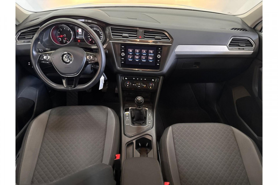 Volkswagen Tiguan 1.5 TSI Comfortline - Navi - Climate - Cruise - Parkeerhulp - Org.NL