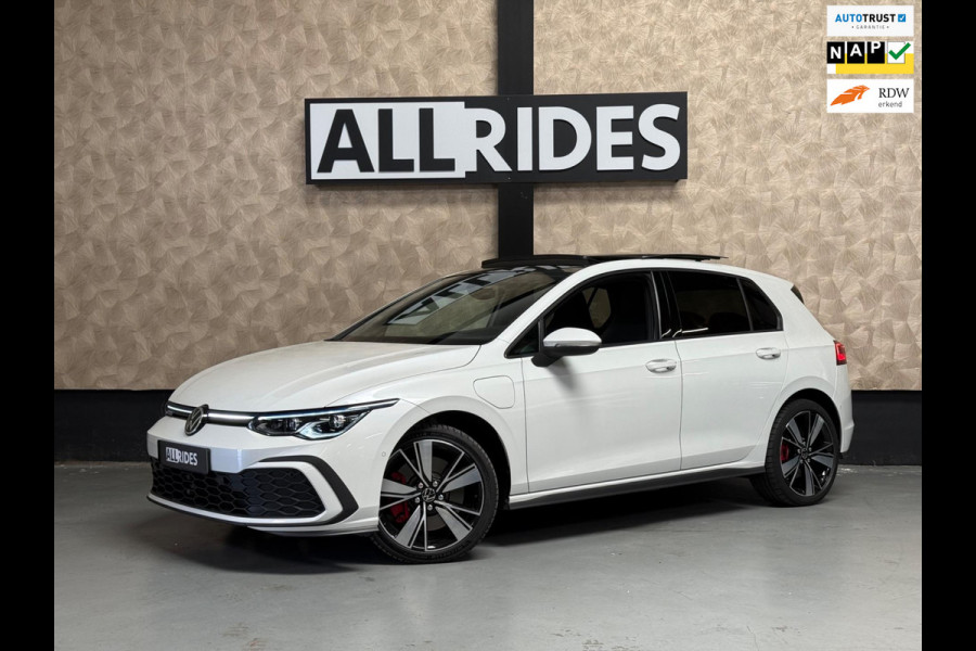 Volkswagen Golf 1.4 eHybrid GTE | Pano | IQ Light | HUD | Trekhaak | Keyless | sfeerverlichting