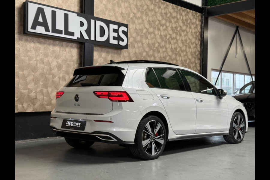 Volkswagen Golf 1.4 eHybrid GTE | Pano | IQ Light | HUD | Trekhaak | Keyless | sfeerverlichting