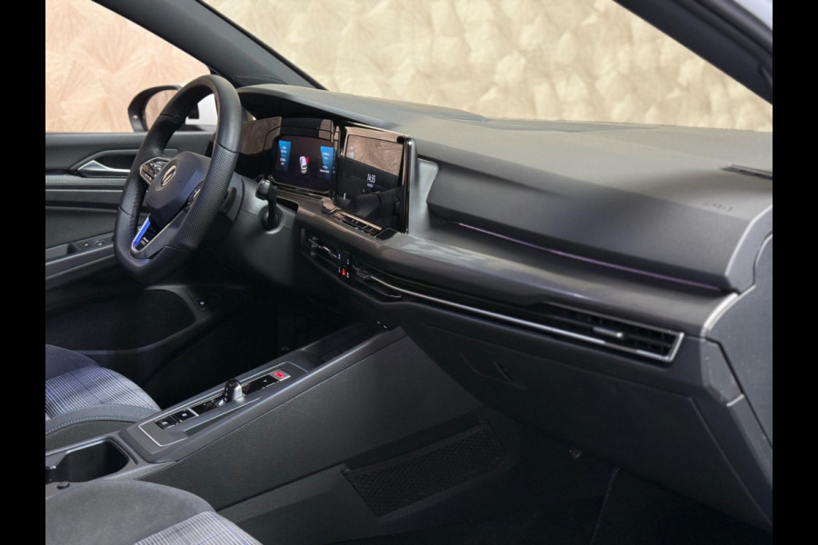 Volkswagen Golf 1.4 eHybrid GTE | Pano | IQ Light | HUD | Trekhaak | Keyless | sfeerverlichting