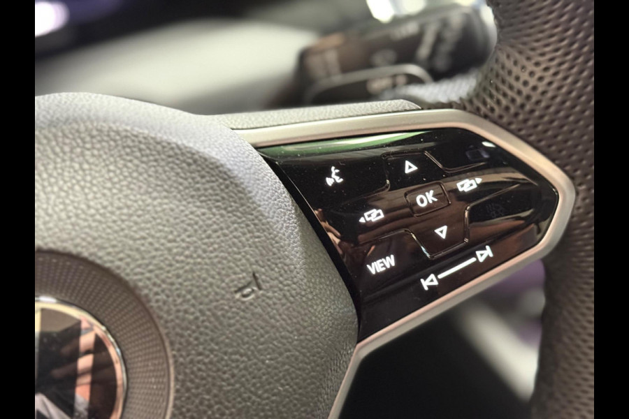 Volkswagen Golf 1.4 eHybrid GTE | Pano | IQ Light | HUD | Trekhaak | Keyless | sfeerverlichting