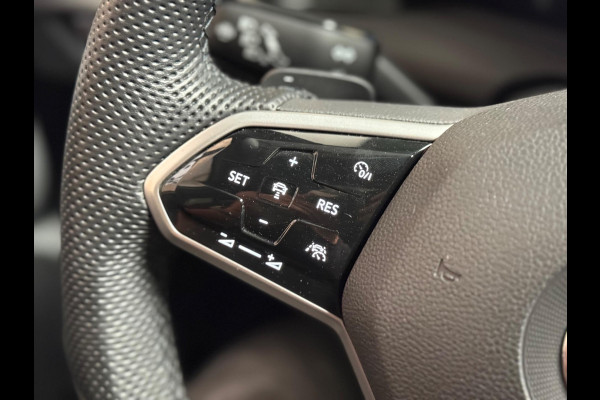 Volkswagen Golf 1.4 eHybrid GTE | Pano | IQ Light | HUD | Trekhaak | Keyless | sfeerverlichting