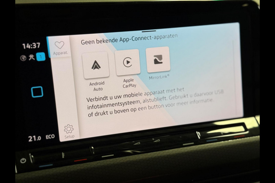 Volkswagen Golf 1.4 eHybrid GTE | Pano | IQ Light | HUD | Trekhaak | Keyless | sfeerverlichting